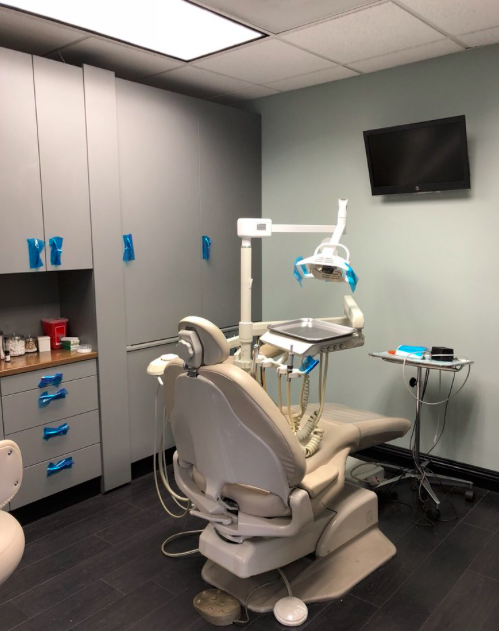 Molina Endodontics treatment room